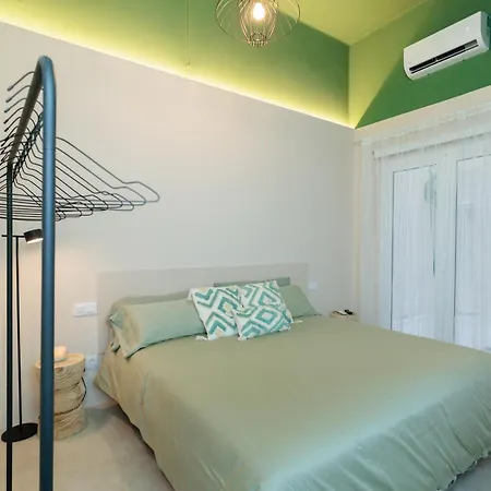 Isleta Urban House